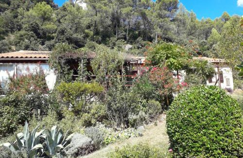 Signes House | Gites du Raby