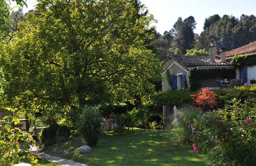 Chamborigaud Apartment | Gîtes in 18th century house with pool and garden, river
