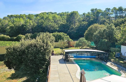 Flassans-sur-Issole Apartment | Gites in a green setting between sea and mountains in green Provence
