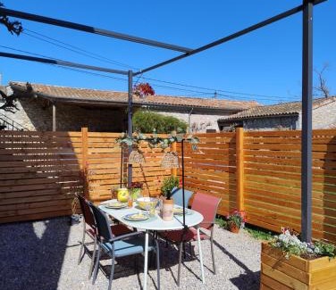 Vallon-Pont-d'Arc House | Gites l’Olivier avec piscine