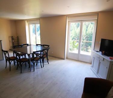 Saint-Martin-de-Valamas Apartment | Gites les 3 A