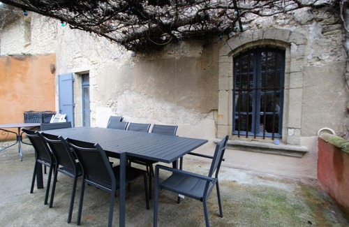 Cabrieres-d'Avignon Apartment | Gites Provence et Nature - Ambiance familiale et conviviale en Luberon