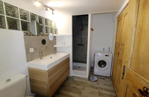 Cabrieres-d'Avignon Apartment | Gites Provence et Nature - Ambiance familiale et conviviale en Luberon