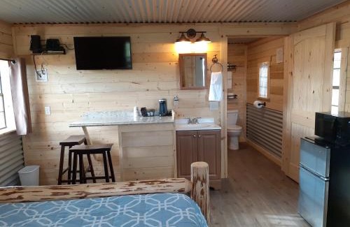 Columbia Falls Hotel | Glacier Acres Guest Ranch