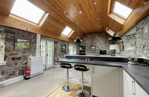 Kyleakin Cottage | Glacour Studio Cottage