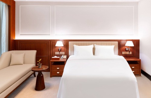 Dongguan Hotel | Gladden Hotel Shilong