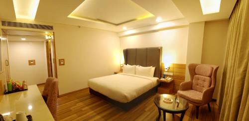 Mohali Hotel | Glades Hotel