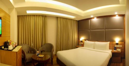 Mohali Hotel | Glades Hotel