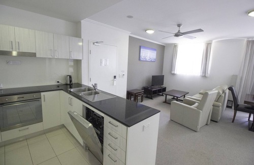 Gladstone Apartment | Gladstone Central Plaza