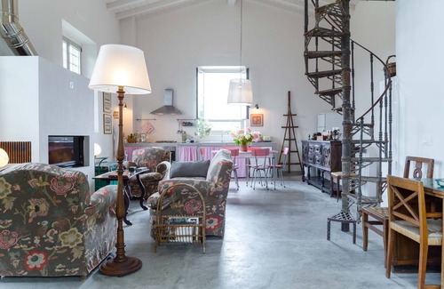 Rignano sull'Arno House | Glam loft with private dipping pool