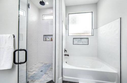 West Dallas House | Glam Paradise 5BRs Downtown Dallas