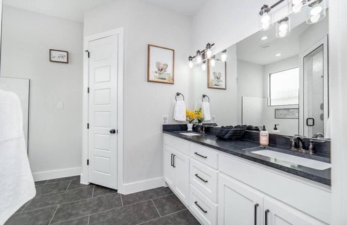 West Dallas House | Glam Paradise 5BRs Downtown Dallas