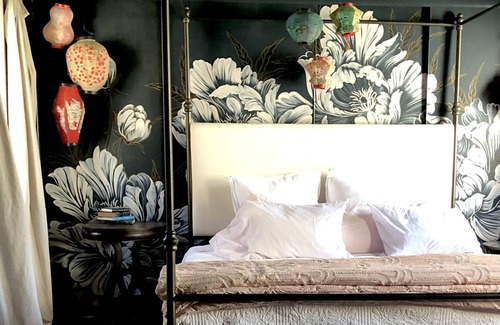 Pottsville House | Glamorous Funky Antique Filled Mansion on Mahantongo
