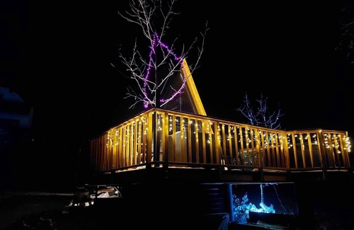 Gorenja Vas pri Smarjeti Cabin | Glamping Holiday House -NO hot tub
