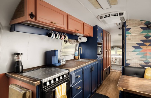 New Market House | Glamping adventure at the base of the Blue Ridge. Pet friendly, close to it all.