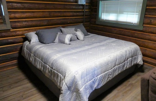 Seeley Lake Cabin | Glamping at its best!