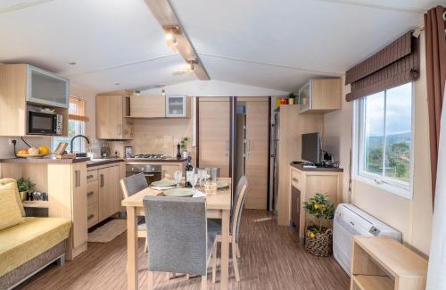 Gondomar House | Glamping Frog Farm