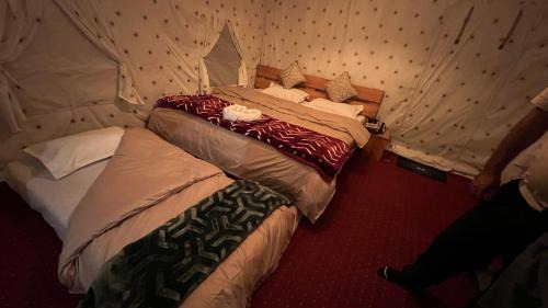 Gulmarg Apartment | Glamping Gurez