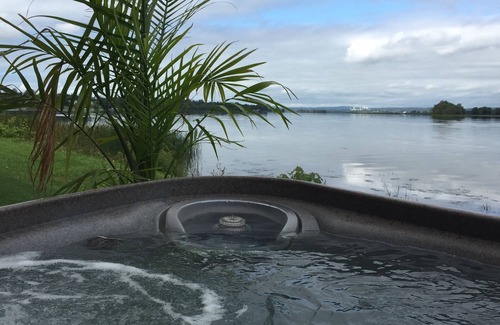 Plantagenet RV Rental | Glamping in the Captain’s Quarters!