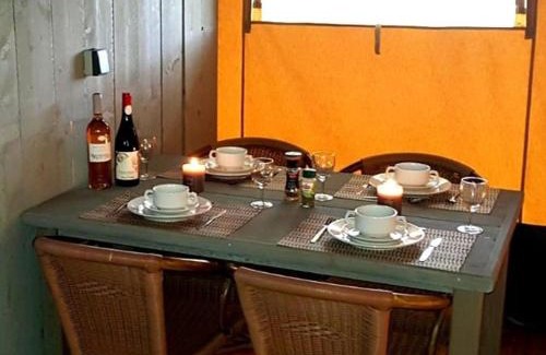 Cronat House | Glamping Les Arbres, Luxe Safaritent met zwembad