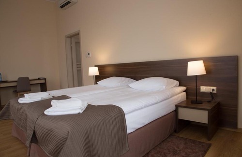 Zary Hotel | Glas-Hotel 4*