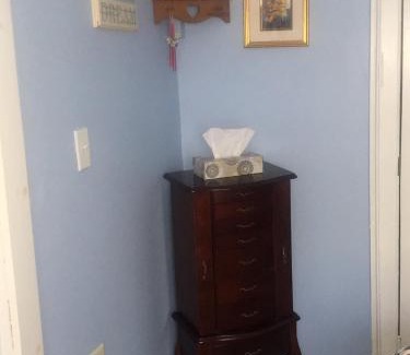 Interlaken Bed & Breakfast | Glass Magnolia Bed & Breakfast