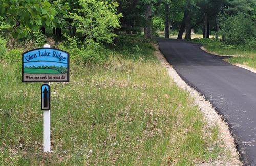 Empire House | Glen Lake Ridge