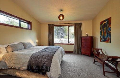 Oaro Ski Chalet | Glencree Luxury Chalets