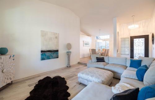 Arrowhead Ranch House | Glendale Sack