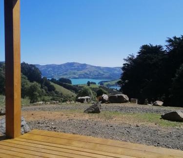 Akaroa Bed & Breakfast | Glenwood Akaroa Bush Retreat - Totara Hut