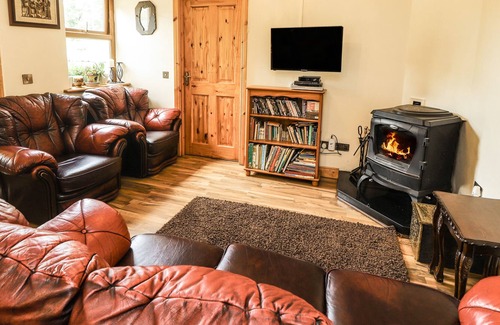 Kilmihil House | GLESTON COTTAGE, family friendly in Kilmihil, County Clare
