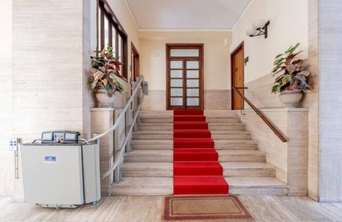 Nomentano Apartment | Glint House Rome-Double/Double Deluxe Room with Single Beds