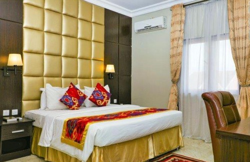 Owerri Hotel | GLO-RAN HOTEL OWERRI