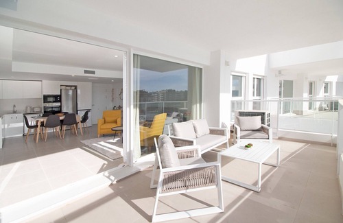 Canet de Berenguer Apartment | Global Properties: Apartment for 5 people with terrace and pool views
