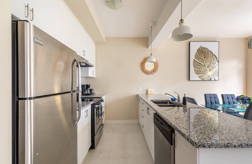 Stoney Creek Apartment | GLOBALSTAY. Modern Townhomes on Lake Ontario