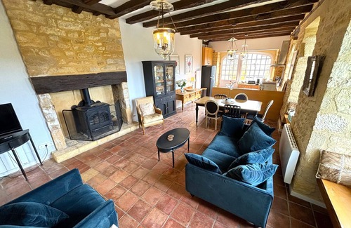 Beynac-et-Cazenac Villa | GLORIOUS BEYNAC VILLA (POOL!) RIVER, CHATEAUX VIEWS - WALK TO RESTAURANTS, SHOPS