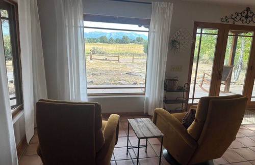 Hesperus House | Glorious Mountain Views at Setting Sun Ranch
