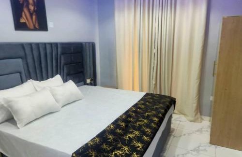 Akure Hotel | Glossy Luxury Hotel