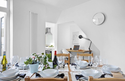 Barnstaple House | Gloster Town House gorgeous family home Barnstaple