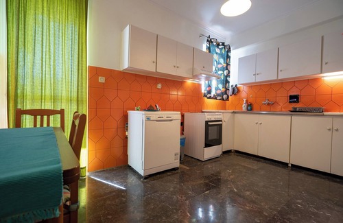 Glyfada Apartment | Glyfada 3 bedrooms 6 persons apartment by MPS