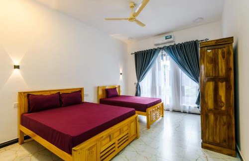 Pasikuda House | Gnanam Holiday Inn