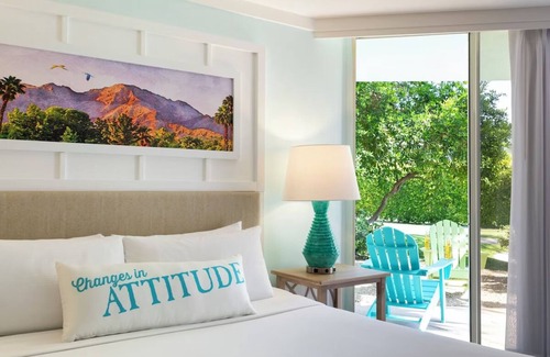 Palm Springs House | Go Hiking at CA Colorado Desert! 4 Modern Suites in Spa Resort w/Free Parking!