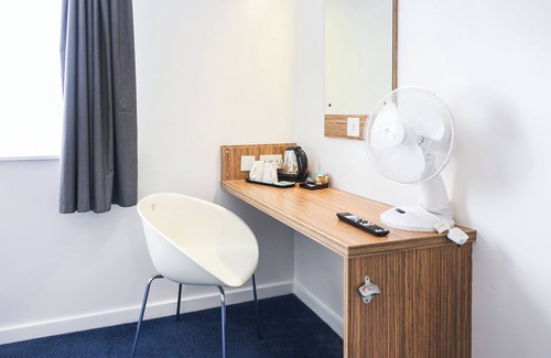Lancaster Hotel | GO2 Lancaster Centre Hotel by OYO