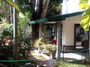 Anuradhapura House | Goalma Family Holiday Resort & Restaurant