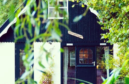 Hem House | Goditi La Vita