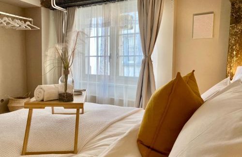 Old Town Apartment | Goethe House in old town Zürich