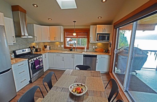 Port Renfrew House | Going Coastal R&R