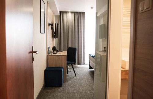Zlotoryja Hotel | Gold Hotel