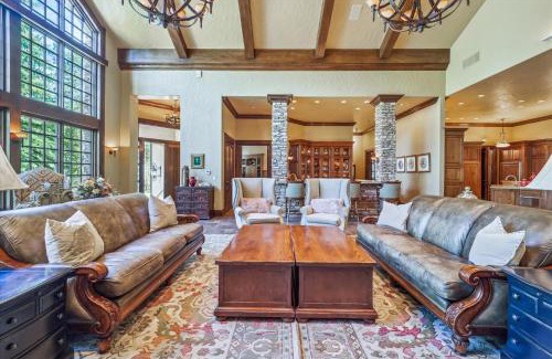 Warrior's Mark West House | Gold King Retreat home