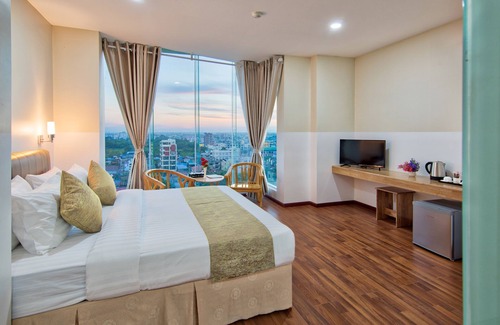 Mandalay Hotel | Gold Leaf Hotel